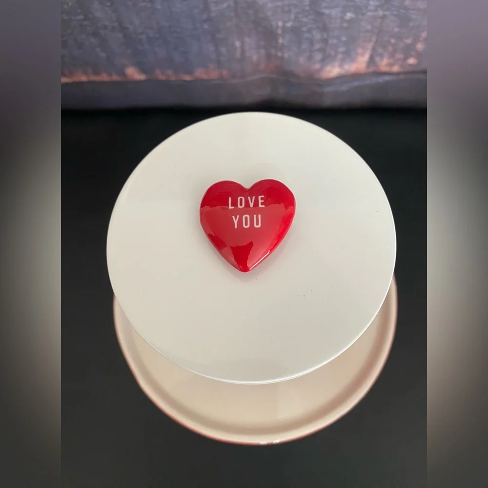 DW Home Red Roses Candle - Picture 3 of 5